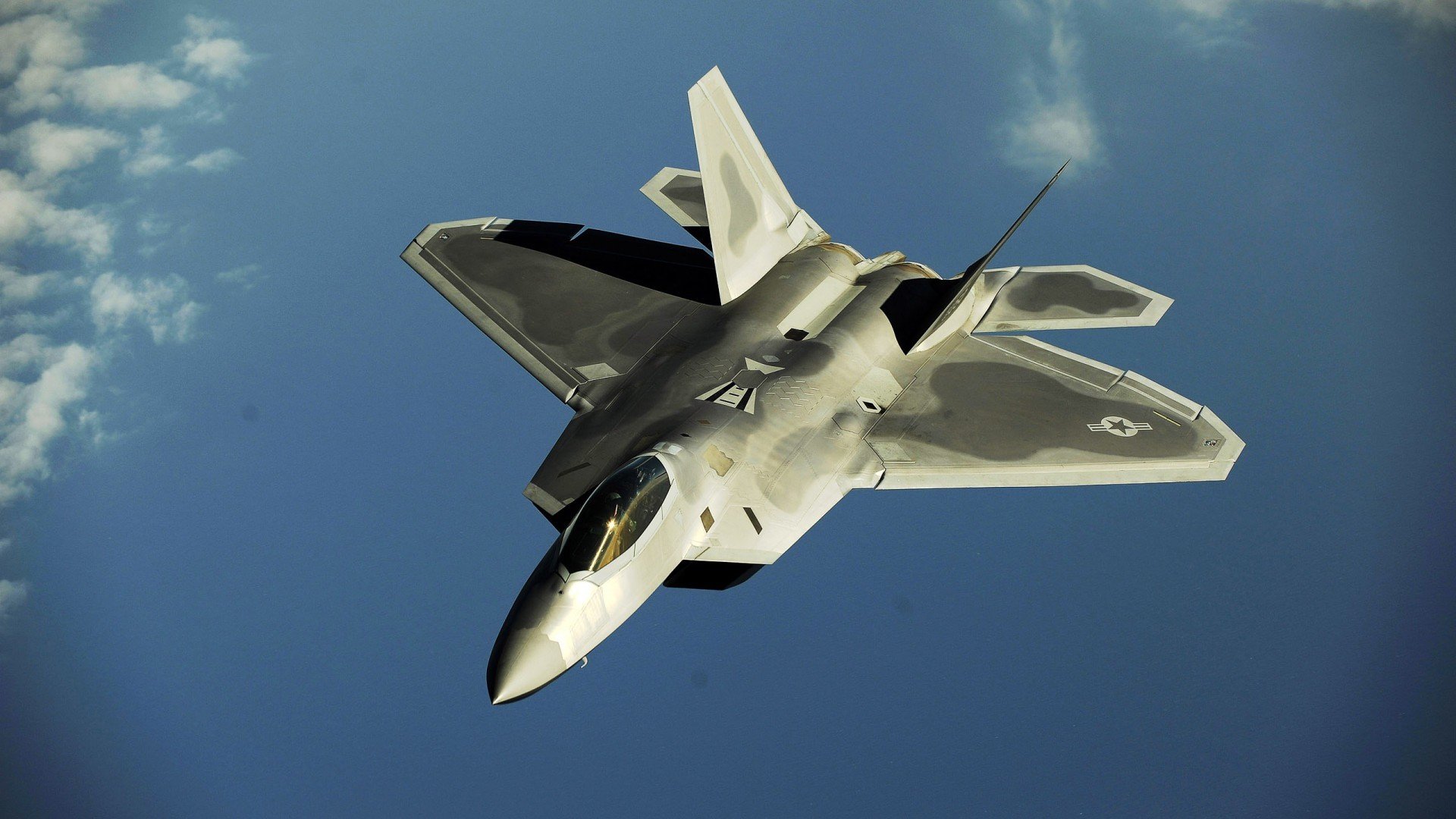 女性健身课程受欢迎,提升女性健康意识,女性健身效果图