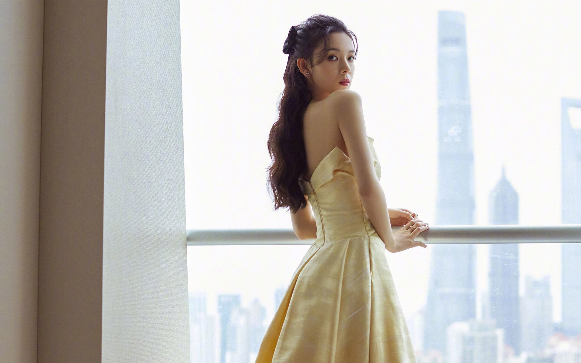 比赛过程中球队教练的调度成为关注焦点,篮球比赛中,队员或教练员因表现恶劣